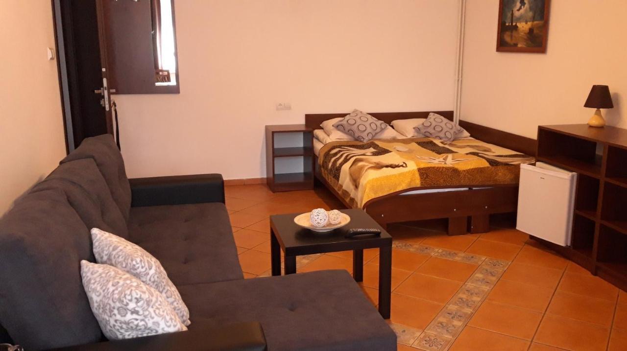 Dom Goscinny U Alicji Homestay Pogorzelica (Gmina Rewal)