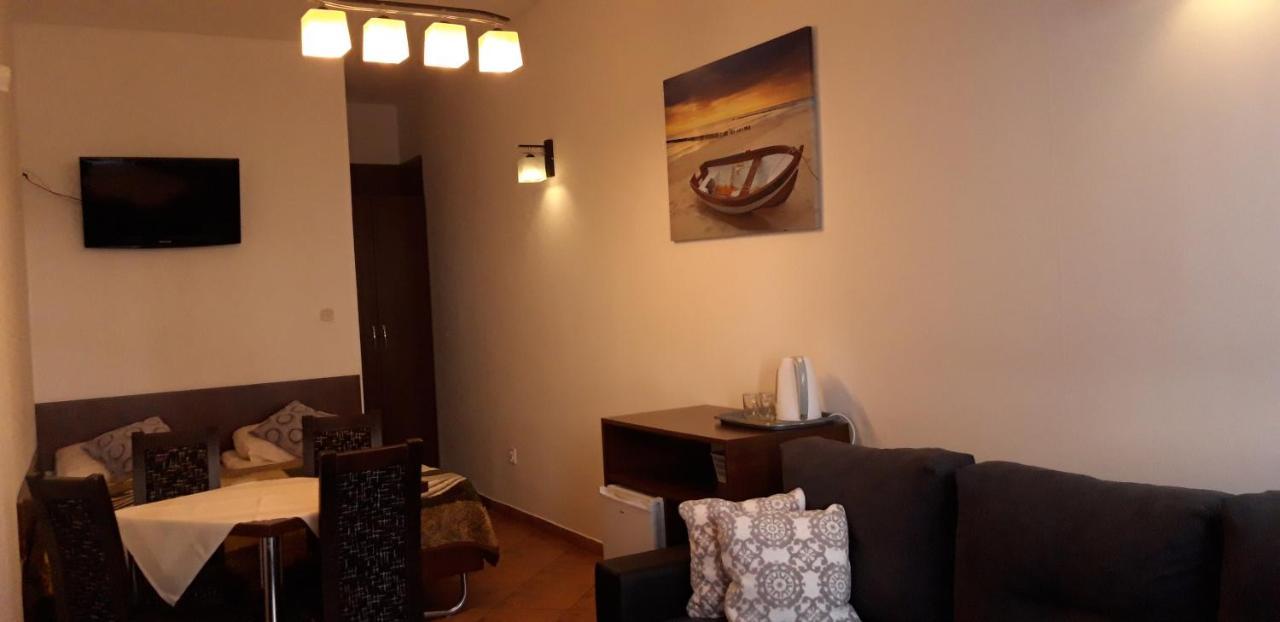 Dom Goscinny U Alicji Homestay Pogorzelica (Gmina Rewal)